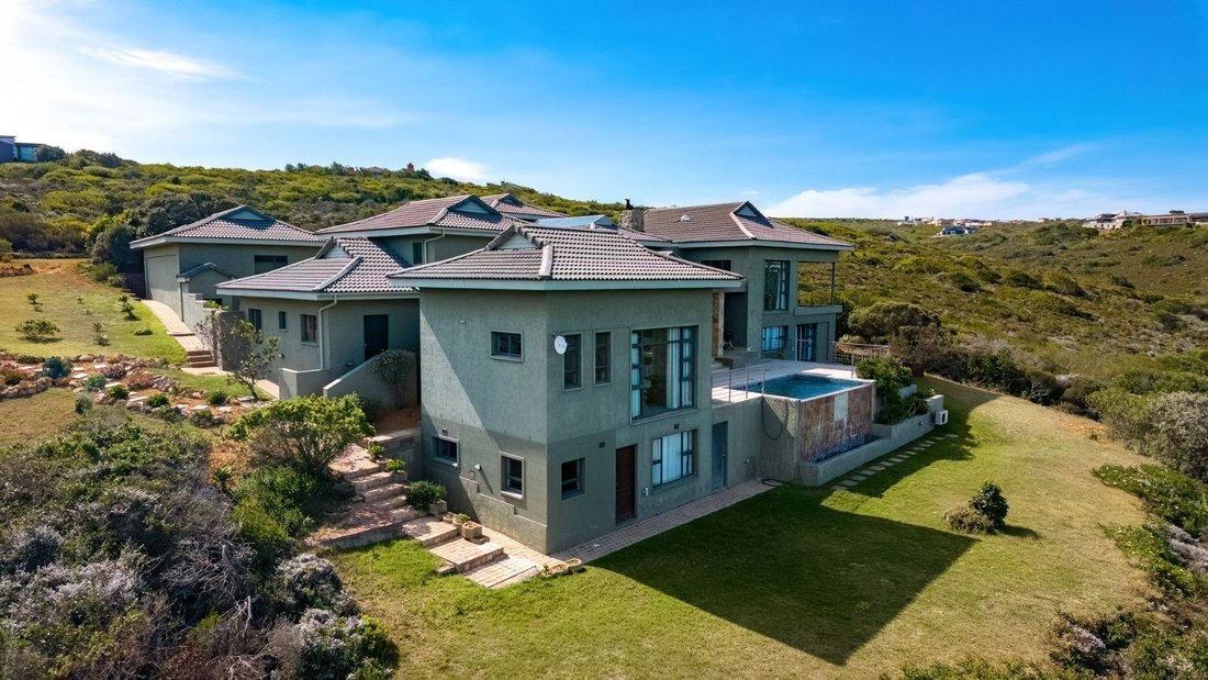 House in Moquini Coastal Estate, Western Cape, South Africa 1 - 17253064