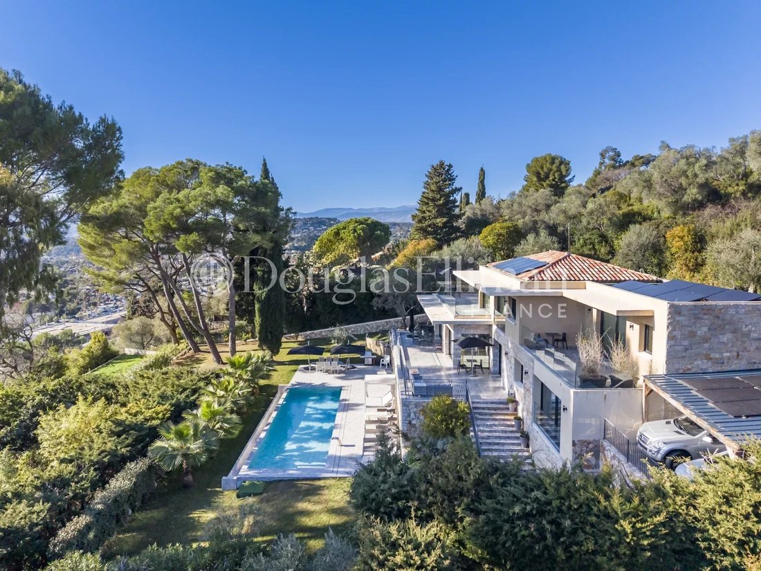 Villa in Mougins, Provence-Alpes-Côte d'Azur, France 3 - 17254582