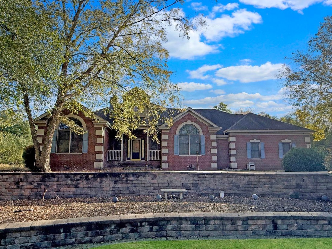 House in Crown Point, Indiana, United States 1 - 17254836