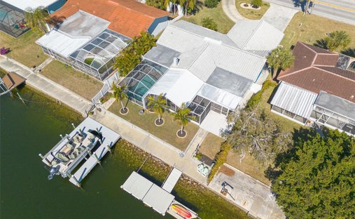 House in New Port Richey, Florida, United States 1
