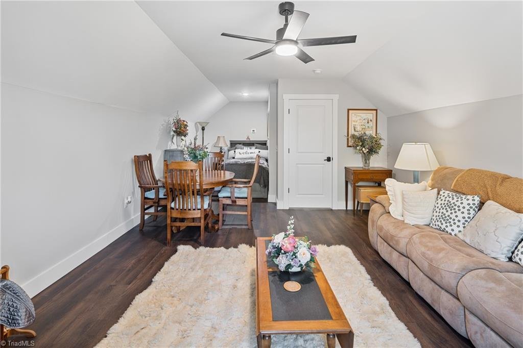 House in Lenoir, North Carolina, United States 4 - 17254515