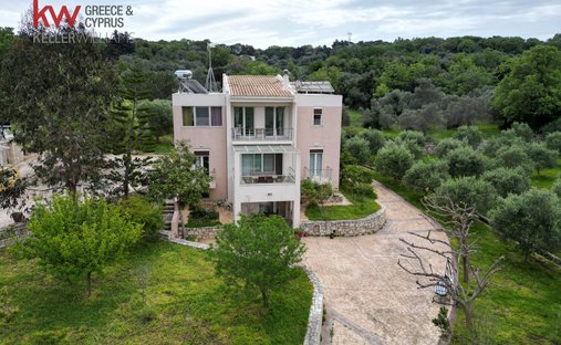 House in Crete, Greece 1