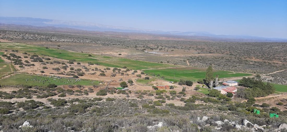 Farm Ranch in Ladismith, Western Cape, South Africa 2 - 17251845