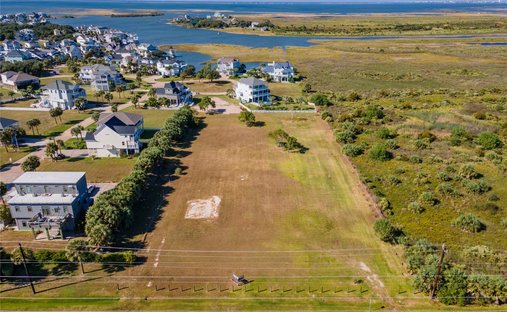 Land in Galveston, Texas, United States 1