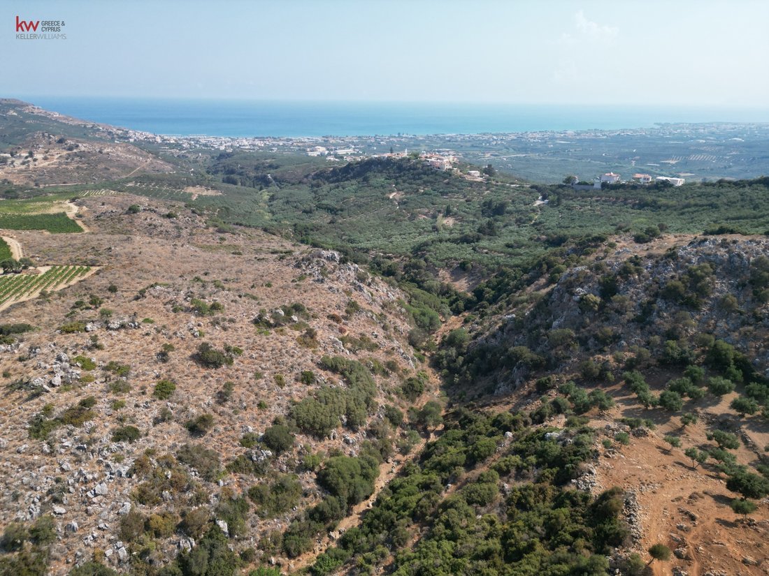Land in Platanias, Greece 4 - 17249820