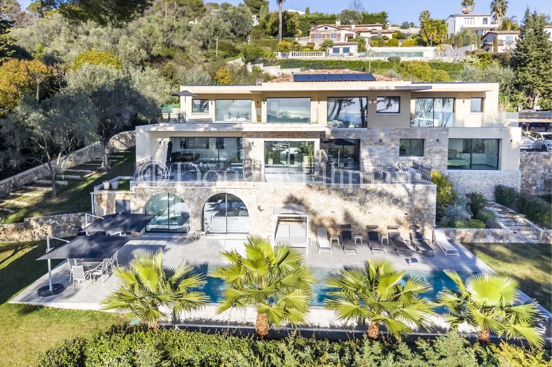 Villa in Mougins, Provence-Alpes-Côte d'Azur, France 1 - 17254582