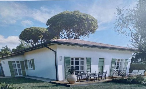 Villa in Center, Forte dei Marmi, Tuscany 1