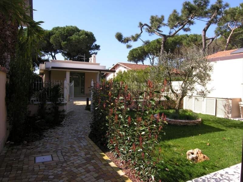 Villa in Vittoria Apuana, Forte dei Marmi, Tuscany 3 - 17254469