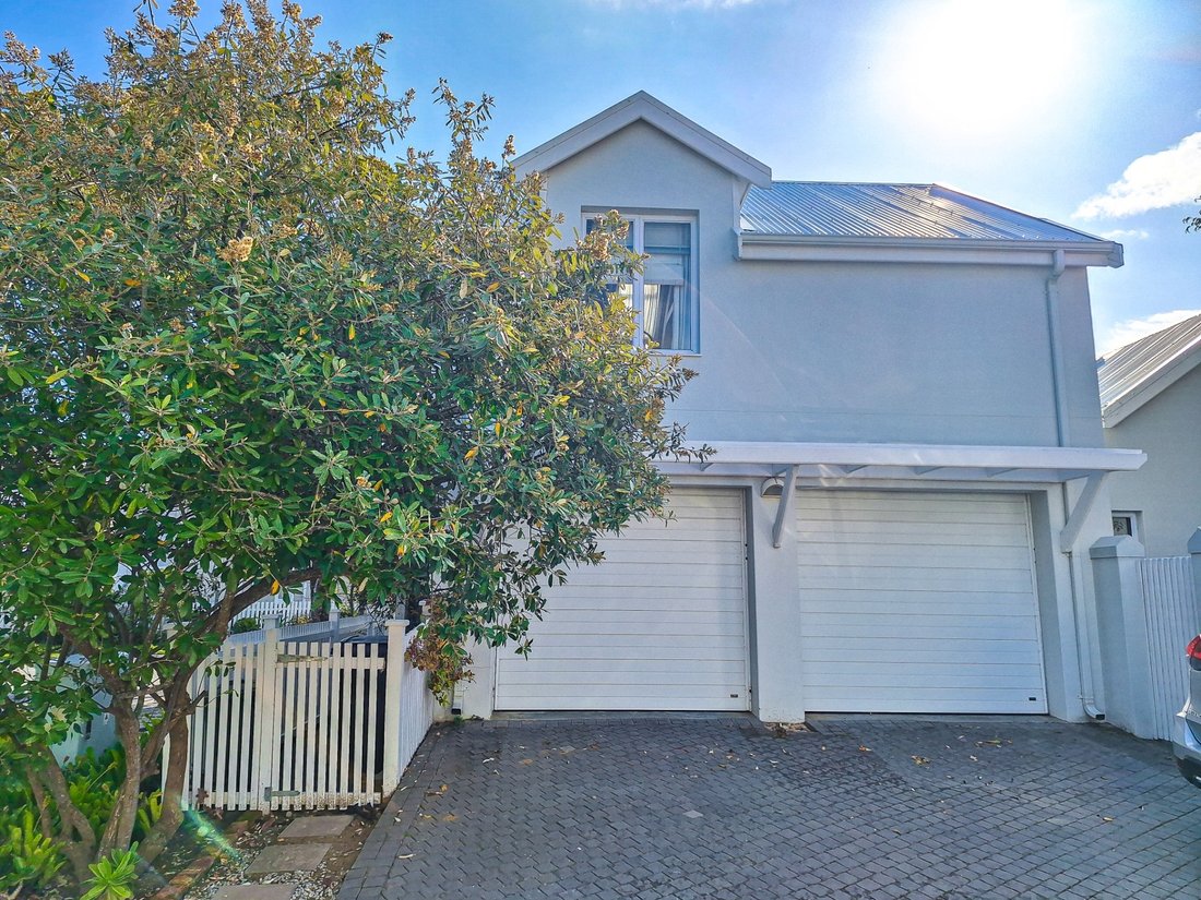House in Hunters Home, Western Cape, South Africa 2 - 17253631
