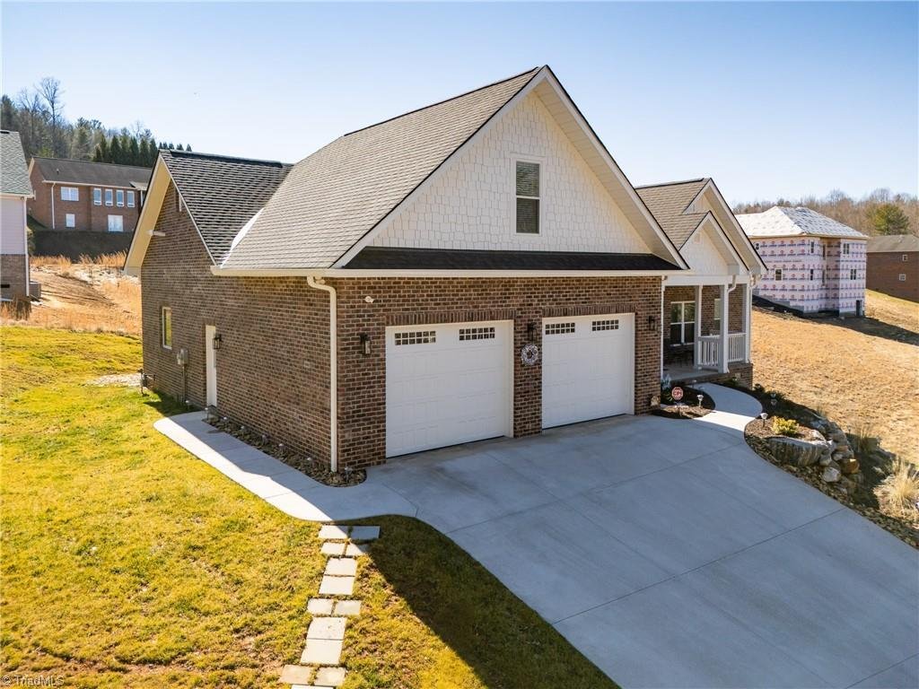House in Lenoir, North Carolina, United States 2 - 17254515