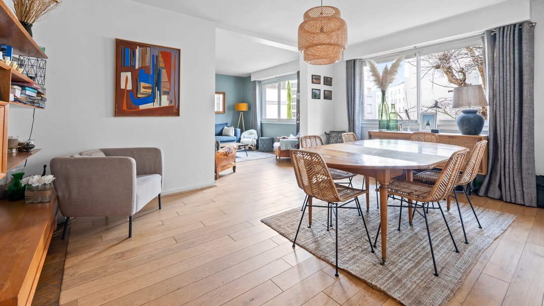 Apartment in Mairie, Garches, France 1 - 17247937