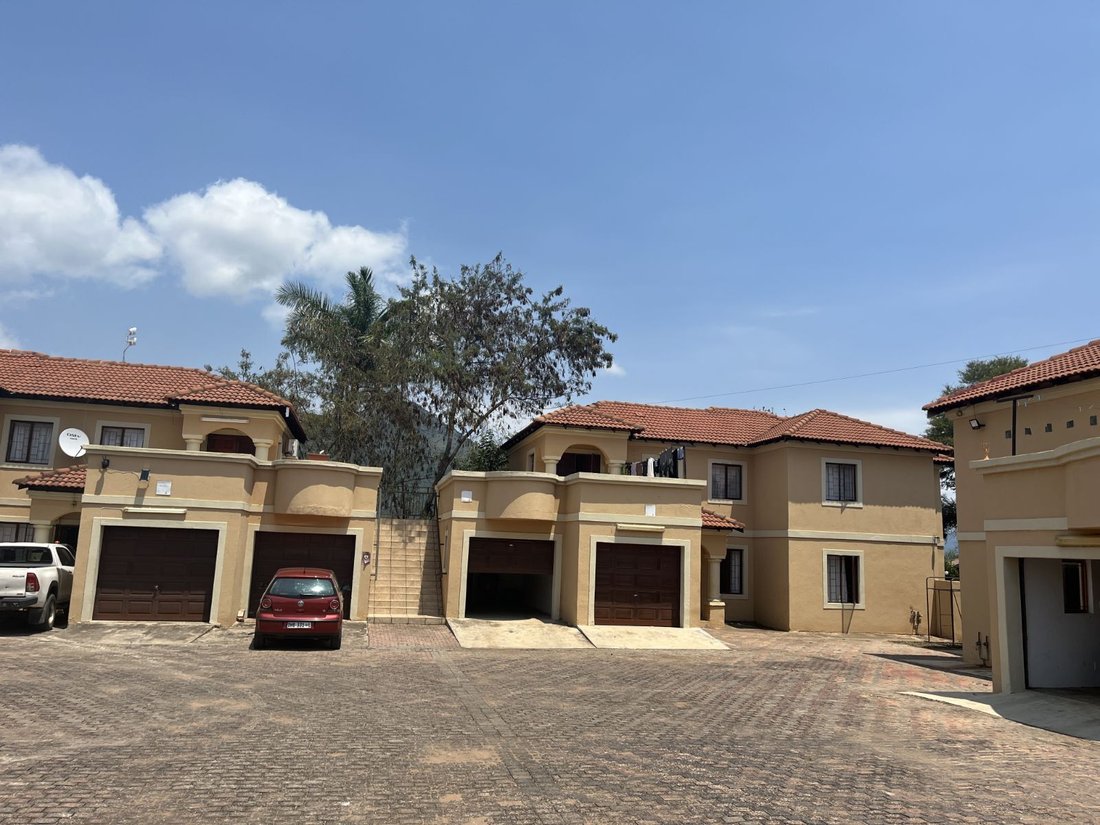 Maison de ville à Burgersfort, Limpopo, Afrique du Sud 1 - 17256199