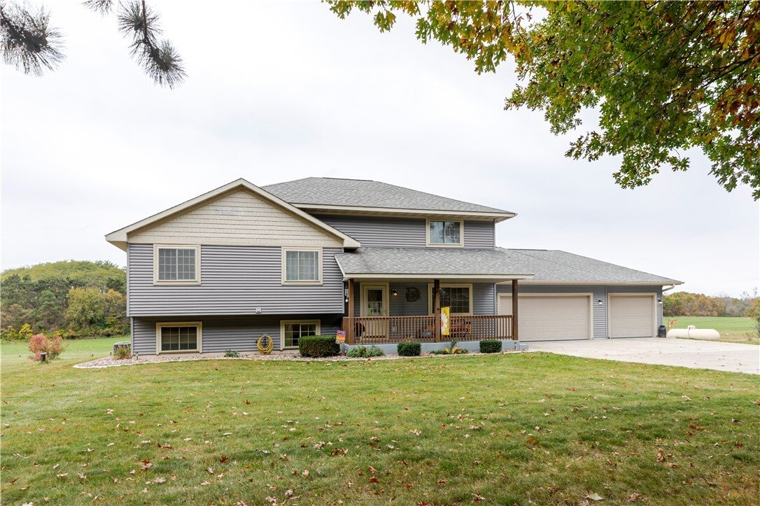 House in Eau Claire, Wisconsin, United States 1 - 17250279