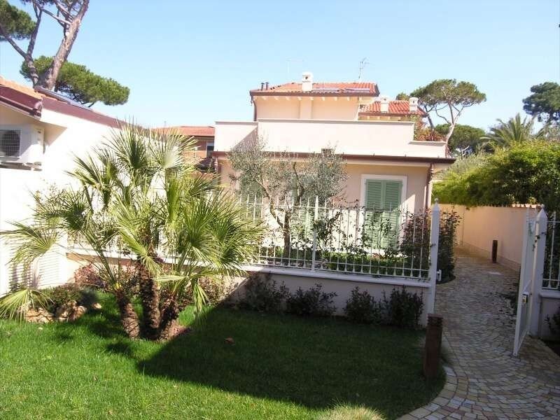 Villa in Vittoria Apuana, Forte dei Marmi, Tuscany 4 - 17254469