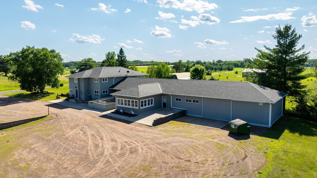 House in Danbury, Wisconsin, United States 4 - 17250453