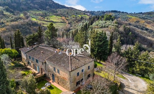 House in Volterra, Tuscany, Italy 1