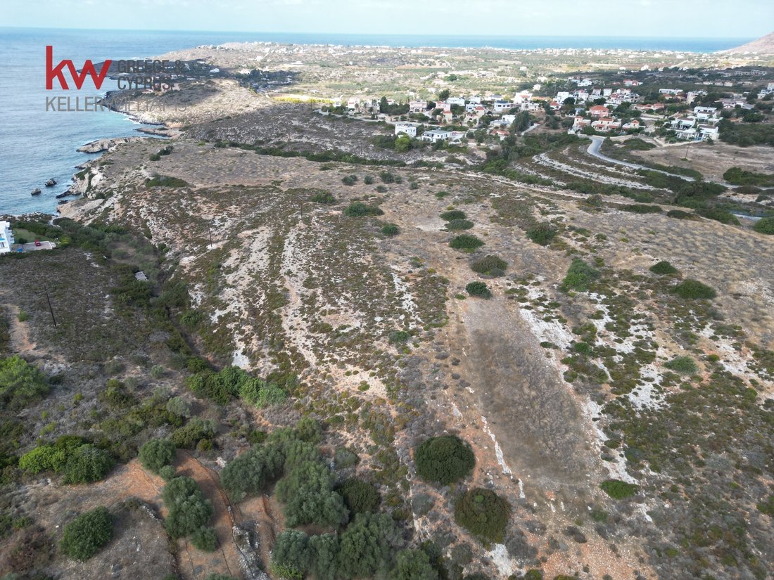 Land in Crete, Greece 2 - 17250394