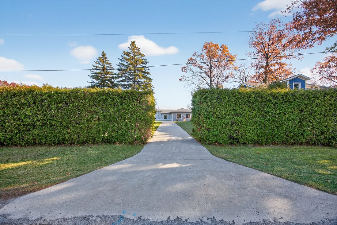 House in Tiny, Ontario, Canada 3 - 17248038