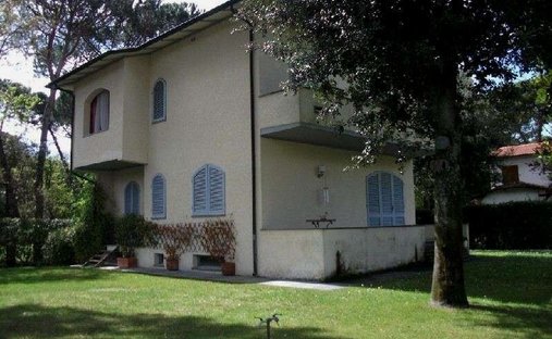 Villa in Center, Forte dei Marmi, Tuscany 1