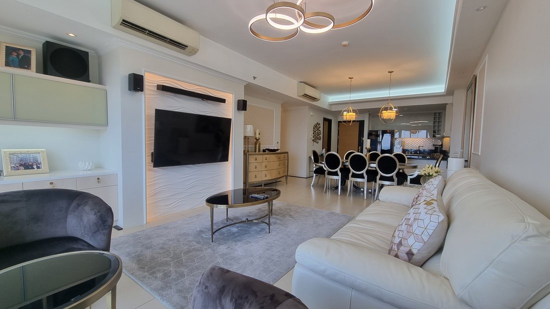 Condo in San Juan, Metro Manila, Philippines 2 - 17250895