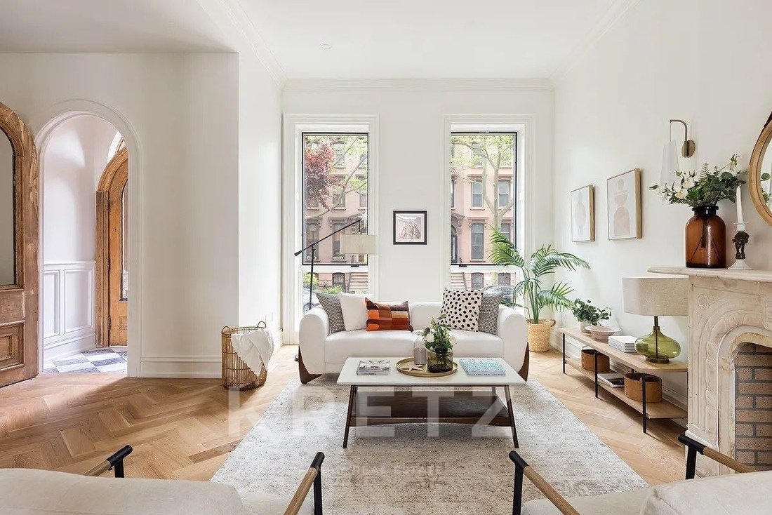 House in New York, New York, United States 2 - 17257640