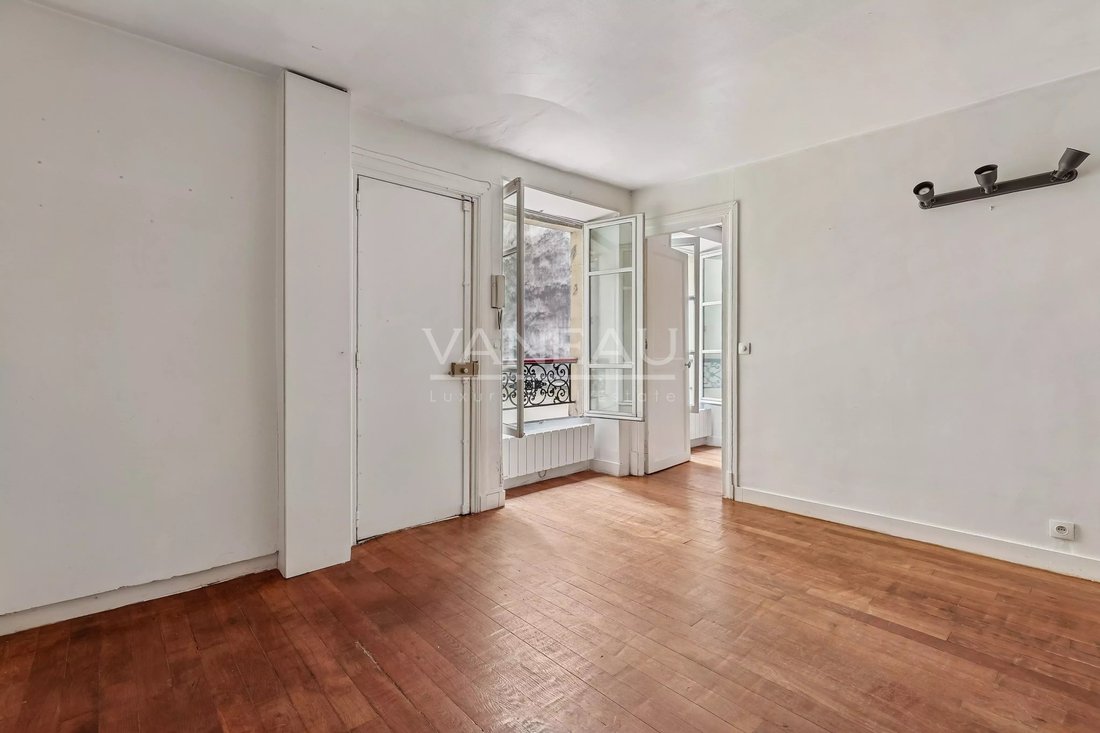 Apartment in Ecole Militaire, Paris 7e Arrondissement, Paris 3 - 17248141