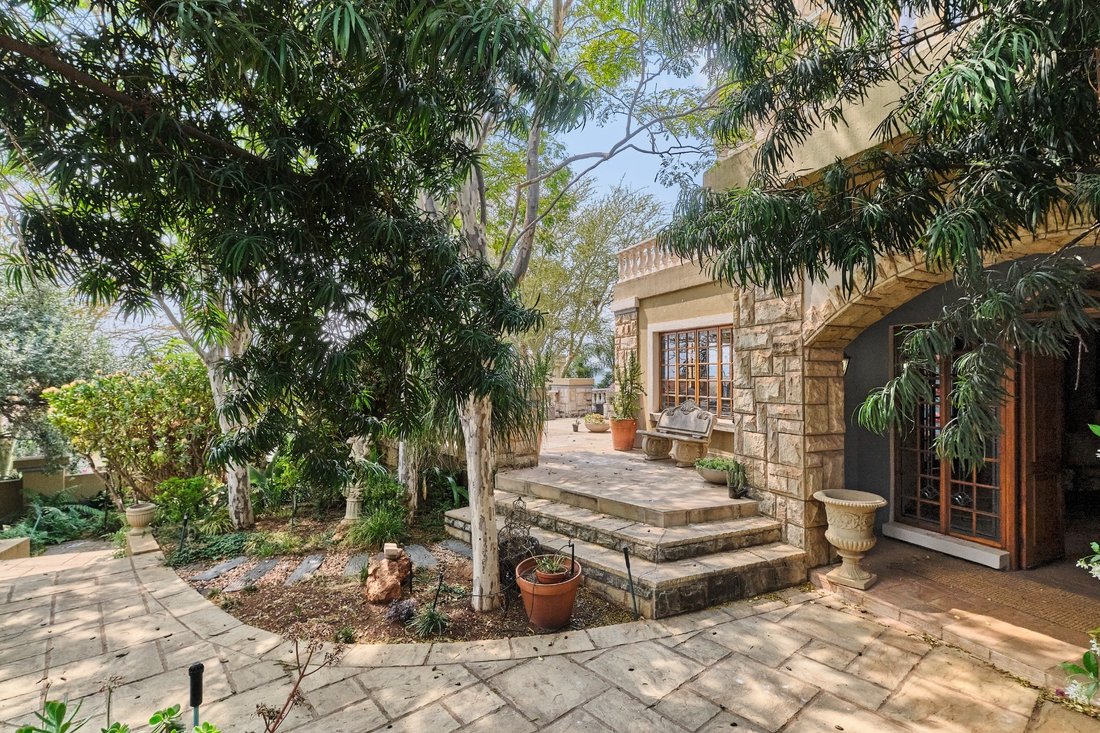 House in Featherbrooke Estate, Gauteng, South Africa 2 - 17253623