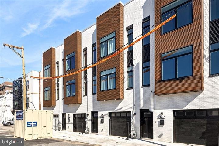Townhouse in Philadelphia, Pennsylvania, United States 2 - 17256171