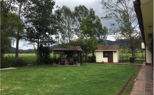 Land in La Paz, Cundinamarca, Colombia 1