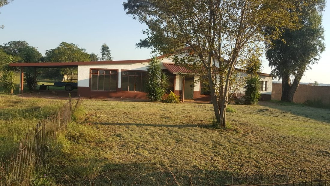 Farm Ranch in Centurion, Gauteng, South Africa 2 - 17252917
