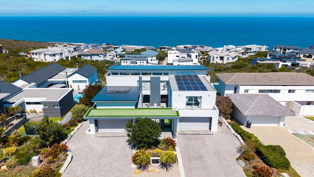 House in Dana Bay, Western Cape, South Africa 2 - 17252993