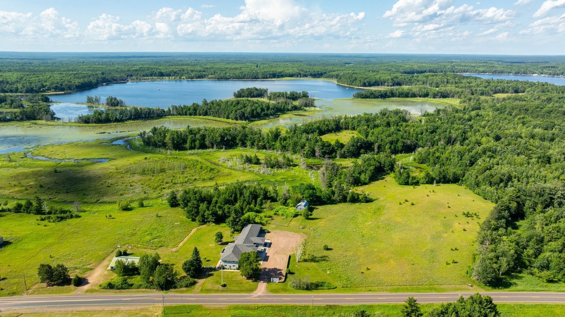 House in Danbury, Wisconsin, United States 2 - 17250453