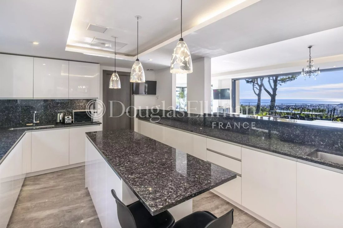 Villa in Mougins, Provence-Alpes-Côte d'Azur, France 5 - 17254582