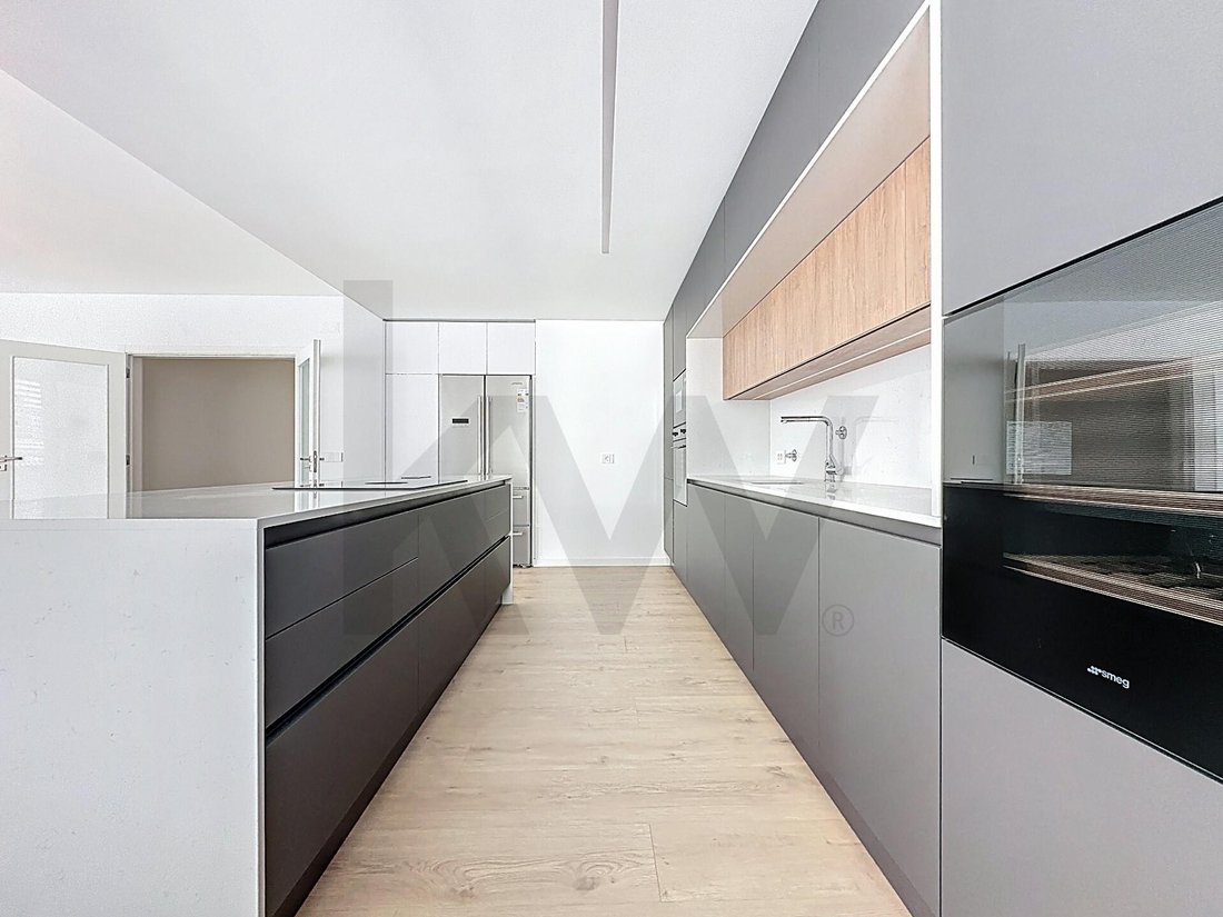 Apartment in Parede, Lisbon, Portugal 1 - 17252376