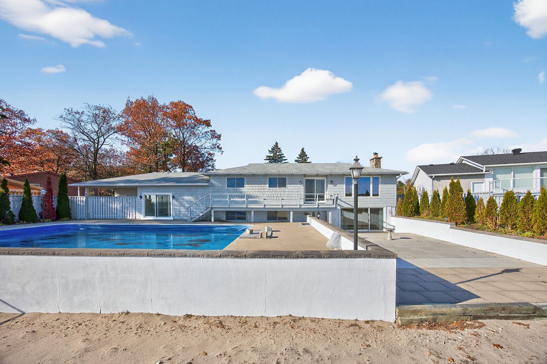 House in Tiny, Ontario, Canada 1 - 17248038