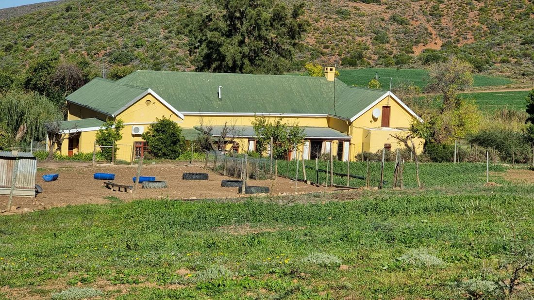 Farm Ranch in Ladismith, Western Cape, South Africa 2 - 17253569
