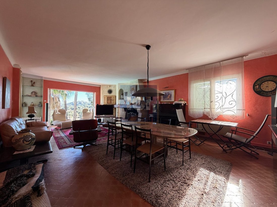 Villa in Ville-Les Saquedes-Le Bouillonnet, Sainte-Maxime, France 5 - 17256600