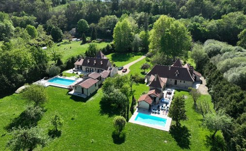 House in Monplaisant, Nouvelle-Aquitaine, France 1