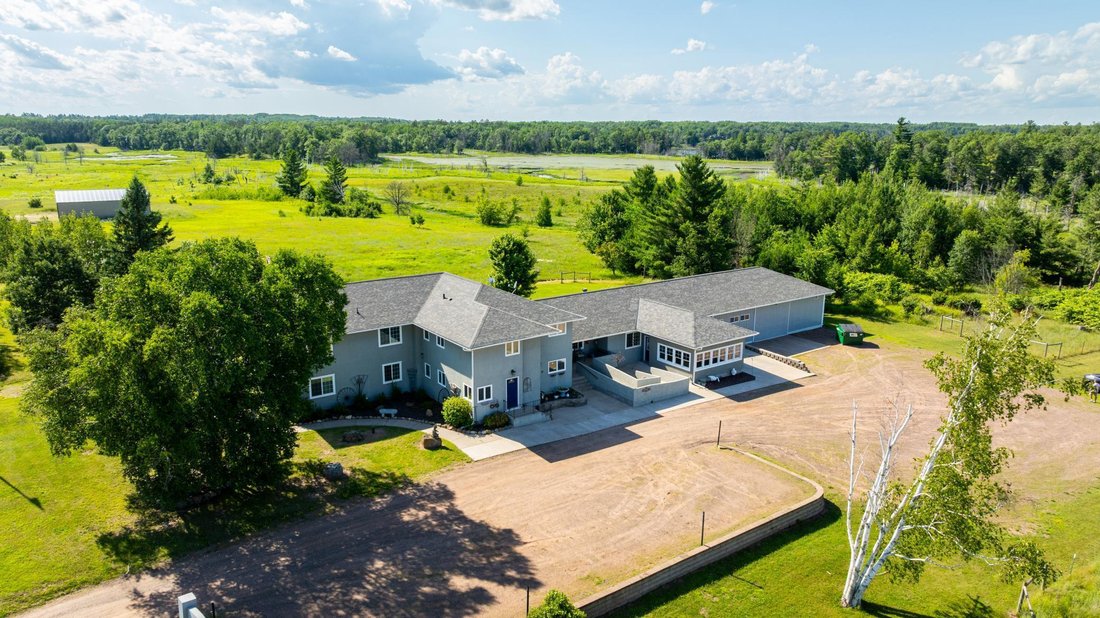 House in Danbury, Wisconsin, United States 3 - 17250453