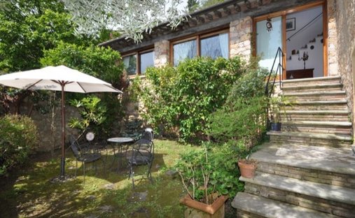 Country House in Capezzano Monte, Tuscany, Italy 1