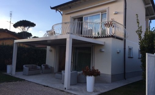 Villa in Center, Forte dei Marmi, Tuscany 1