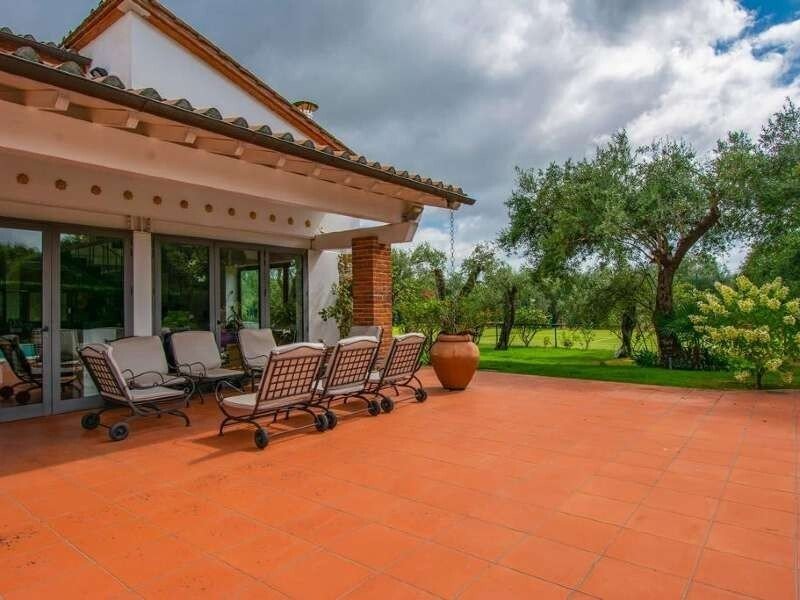 Country House in Pietrasanta, Tuscany, Italy 4 - 17254162