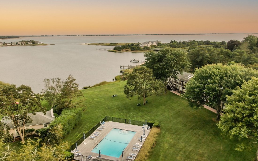 Southampton, New York, United States 2 - 17255031