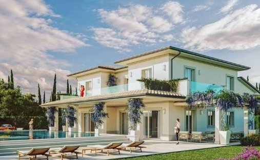 Villa in Roma Imperiale, Forte dei Marmi, Tuscany 1