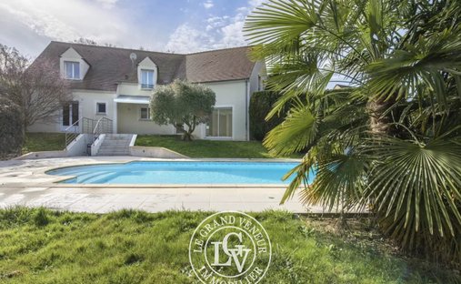 House in Centre Ville Nord Ouest, Fontainebleau, France 1