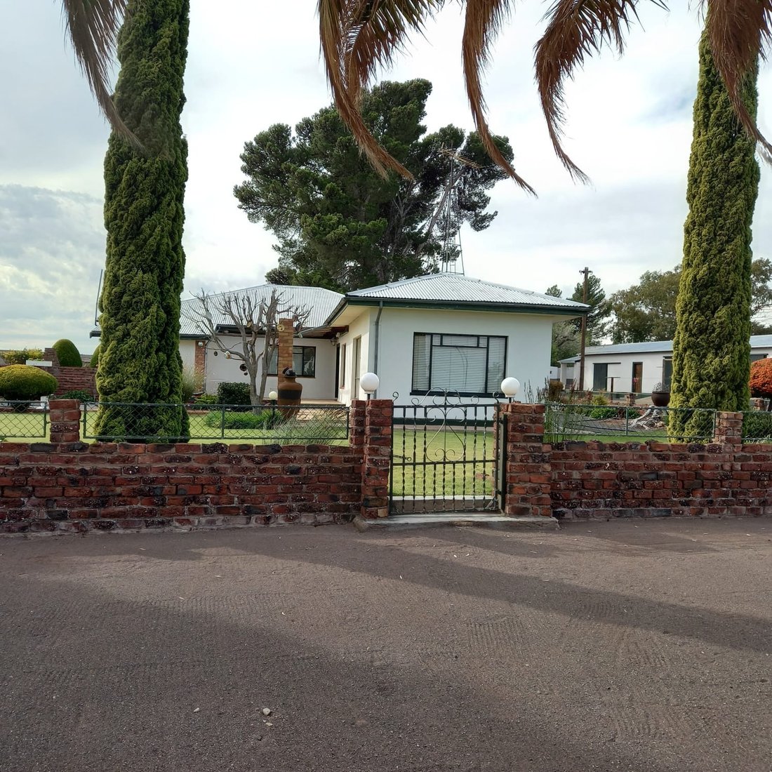 Farm Ranch in Victoria West, Northern Cape, South Africa 1 - 17253691