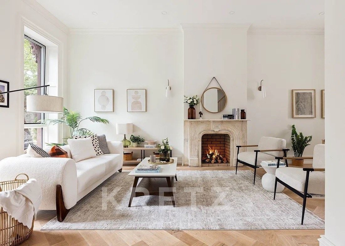 House in New York, New York, United States 1 - 17257640