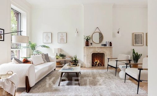 House in New York, New York, United States 1