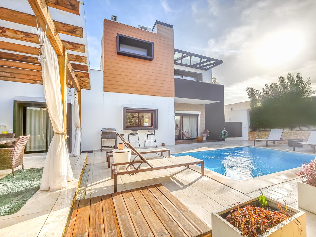 Villa in Cascais e Estoril, Lisbon, Portugal 1 - 17248097