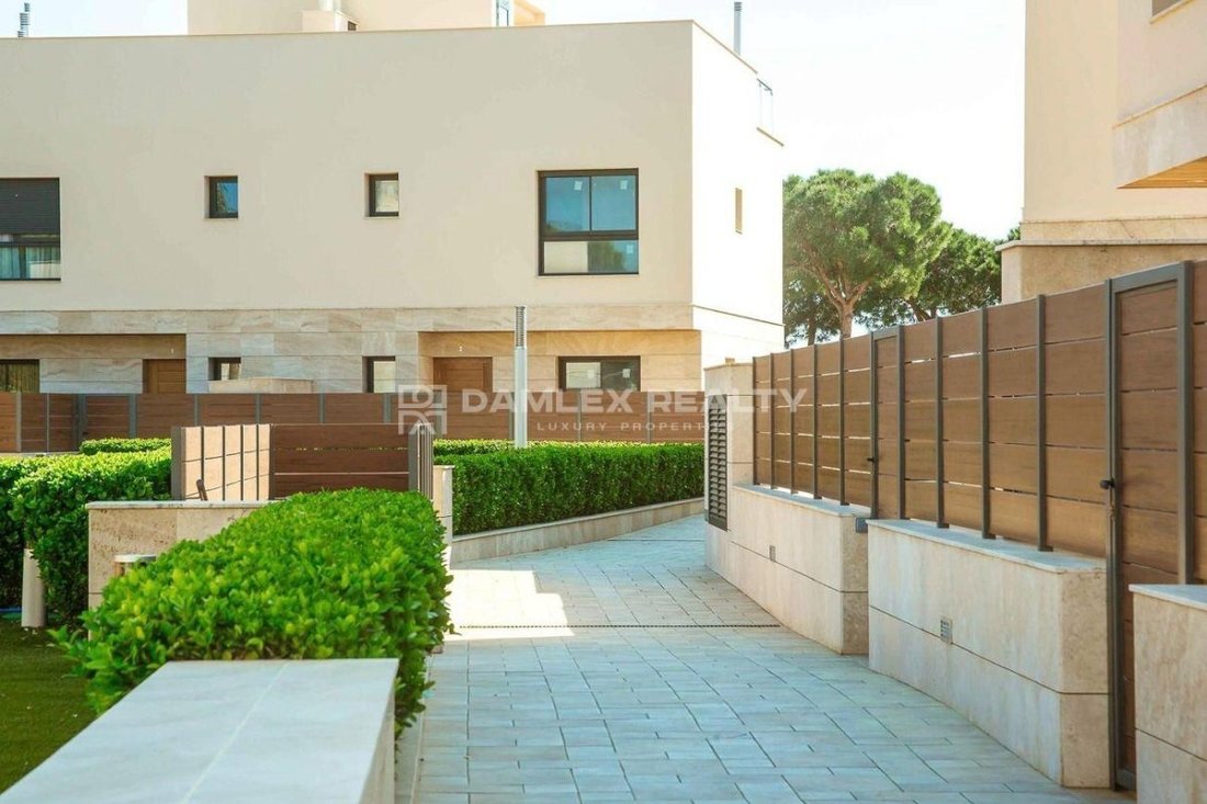 House in Lloret de Mar, Catalonia, Spain 2 - 17255948